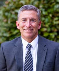 Hal Plummer's Instagram, Twitter & Facebook