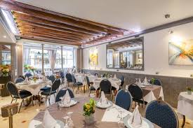 Au Chapeau Gris Versailles Menu Prix Restaurant Avis Reservations Tripadvisor