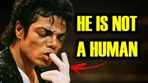 2024-01-21 (A night of Wonder: Derek Womack at Royal Theatre) Cruise-Royal  Caribbean International