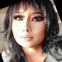 Darlene Pham's Instagram, Twitter & Facebook