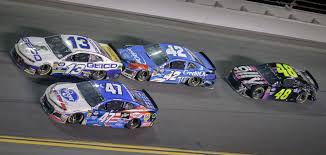 21 cars were involved in the huge collision (image: Ryan Preece Avoids Two Big Ones In Daytona 500 Upset Bid