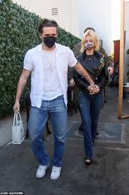 Welcome to the brooklyn beckham zine, with news, pictures, articles, and more. Freedomroo Brooklyn Beckham And Fiancee Nicola Peltz Hold Hands After Enjoying Dinner At Craig S In La Australiannewsreview