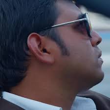 El De Los Lentes Carrera Y Joe