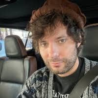 Amy Bergeson's Instagram, Twitter & Facebook