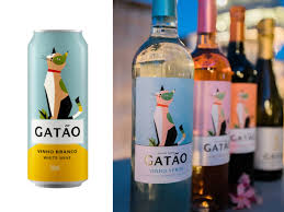 Exclusivamente produzido na região demarcada dos vinhos verdes, no noroeste de. Gatao Lanca Vinho Branco Em Lata Ja A Pensar No Verao