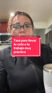 Pastel de Tres Leches con Corona y Glitter