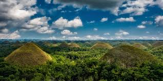 The chocolate hills, tarsiers, white sandy beaches, dive spots, heritage sites and old stone churches. Exploring Bohol Home Of Chocolate Hills And World S Smallest Primate