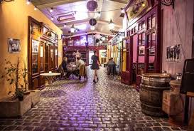 Bistro Village 4 Rue Du Bateau De Fer 71100 Chalon Sur Saone Hotel Design Idee Deco Restaurants