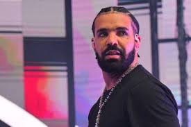 Drake Accuses Universal of Boosting Kendrick Lamar's 'Not Like Us' - The  New York Times