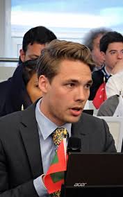 Sergio mattarella chiama, carlo cottarelli risponde. Bocconiani A E Lezione Per Chi Vota La Futura Classe Dirigente