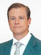 Sharp Mcgivaren's Instagram, Twitter & Facebook