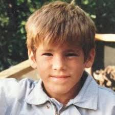 Sono così felice che Ryan Reynolds abbia più di 18 anni