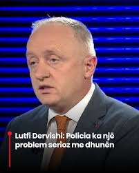 Policia ka një problem serioz me dhunën. Jo me përdorimin e forcës së  ligjshme, por me mungesën e dallimit mes forcës dhe dhunës. Aty ku kërkohet  përmbajtje, shfaq agresion. Aty ku kërkohet