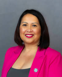 Leena Mendoza (@leenamendoza) • Facebook