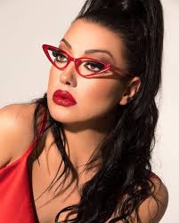 Sandra kao profesorka..?🤔 📷 @dejan_milicevic #SandraResic #Zadruga  #Zadruga4