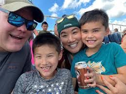 Kim Sytsma's Instagram, Twitter & Facebook