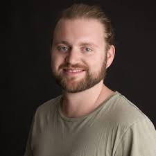 Essouchage de tronc d'arbre