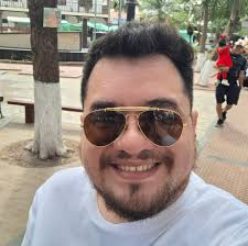 Conversamos con Carmen Fátima Saavedra sobre las actividades que realiza la  primera escuela de doblaje en Bolivia . FEAT TV POR ATB RED NACIONAL  DOMINGOS 15:30