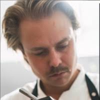 300+ perfiles de «Hoffmann»