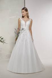 Participez au tirage au sort et remportez un chèque pour l'organisation de votre mariage. Robe Trapeze Apolinne Empire Du Mariage Robe De Mariee Robe De Mariage Robe De Mariee Empire