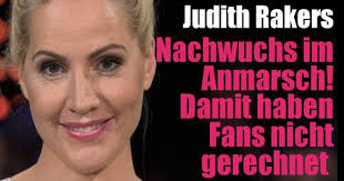 Rakers wurde am 06.01.1976 in paderborn geboren. Judith Rakers Baby News Tagesschau Moderatorin Glucklich Wie Nie News De