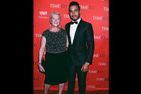 Kolumne boxenfunk lewis hamilton wird zum beckham der. Die Frauen Um Lewis Hamilton Bilder Autobild De