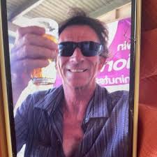 Are there any guitar techs in Bundaberg?