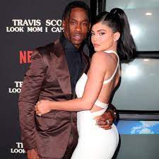 The romantic spark between travis scott and kylie jenner faded. Kylie Jenner And Travis Scott Get Playful On Family Trip With Stormi E Online Deutschland