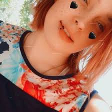 Desirae Baker (dezibearlovezyo)