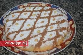 اعداد بسطيلة بالدجاج واللوز بطريقة سهلة وسريعة مجلة لالة مولاتي نت Majalat Lalamoulati Net Food Chicken Pastilla Sweet Savory