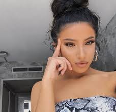 Leyla Guzman's Instagram, Twitter & Facebook