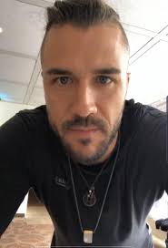 Wir sind so dankbar, dass der QiOne von diesen Superhumans getragen und  genutzt wird. . Shout out to Marion Engelbrecht, Robin Stolberg, Patrick  Thiele, Marcus Meurer, Feli Joy, Die Praxis Family -