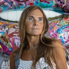 Artists :: 24 Art Gallery