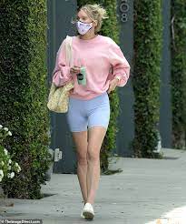 She modeled for victoria's secret, appearing in the brand's annual fashion show from 2011 to 2018. Elsa Hosk Looks Slender On Her Way To The Gym After Celebrating Her First Cover Since Giving Birth Latest Celebrity News