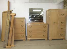 Blonde mid century bedroom set. Albrecht Auctions Blonde Mid Century Bedroom Suite Double Bed 2 Dressers And Armoire