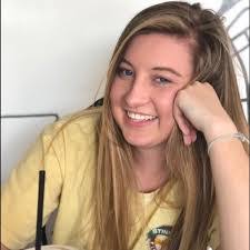 Celia Briggs's Instagram, Twitter & Facebook