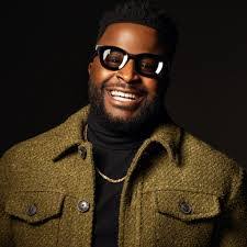 Carolyn Pickens's Instagram, Twitter & Facebook