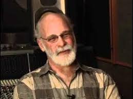 David Hewitt's Instagram, Twitter & Facebook