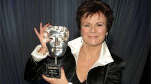 When can i watch our friend victoria and victoria's close friends, including julie walters and dan rigby reveal all about how victoria really felt about christmas, and what they would get up to. Dame Julie Walters Reveals Shock Of Bowel Cancer Diagnosis Bbc News