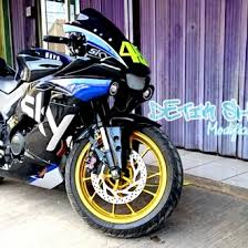 The price of the yamaha r15 v3, among other models, has been hiked for the first time since its launch. Jual Produk Body Fullset R15 V3 Termurah Dan Terlengkap Februari 2021 Bukalapak