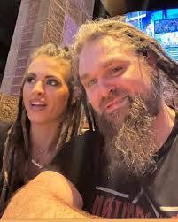 Rob Noah's Instagram, Twitter & Facebook