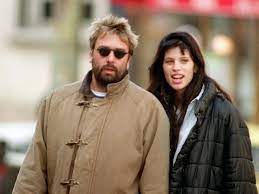 The professional, maïwenn said the film is based on her relationship with besson. Maiwenn Tout S Est Effondre Apres Sa Rupture Avec Lu Closer