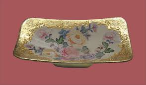 Artebella Sizde Yapabilirsiniz Seramik Setleri Cananim Tabak Calismasi Christmas Decor Diy Gold Crafting Decoupage