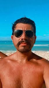 Ralph Whosman (@ralphwhosman) · Instagram 照片和视频