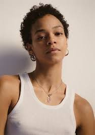 Kyra Brown's Instagram, Twitter & Facebook