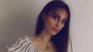 Agnesa, 18 ans, envoyée en centre fermé