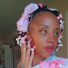 A little señora vibes ✨️ Would you wear these? #nails #fyp