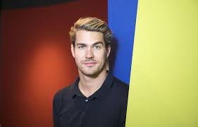 Name lookup, email lookup, phone number lookup, address lookup Julien Lacroix Vise Par Des Allegations D Agressions Et D Inconduites Sexuelles Le Devoir