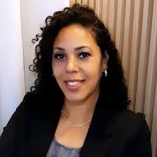 O movimento nacional pela vacinação tá no rumo certo e a imunização contra  a Covid-19 também! 😉​ Confira se você faz parte dos grupos prioritários e  atualize a sua caderneta de vacinação.