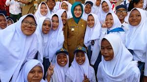 Maybe you would like to learn more about one of these? Tangsel Punya Smkn Jurusan Farmasi